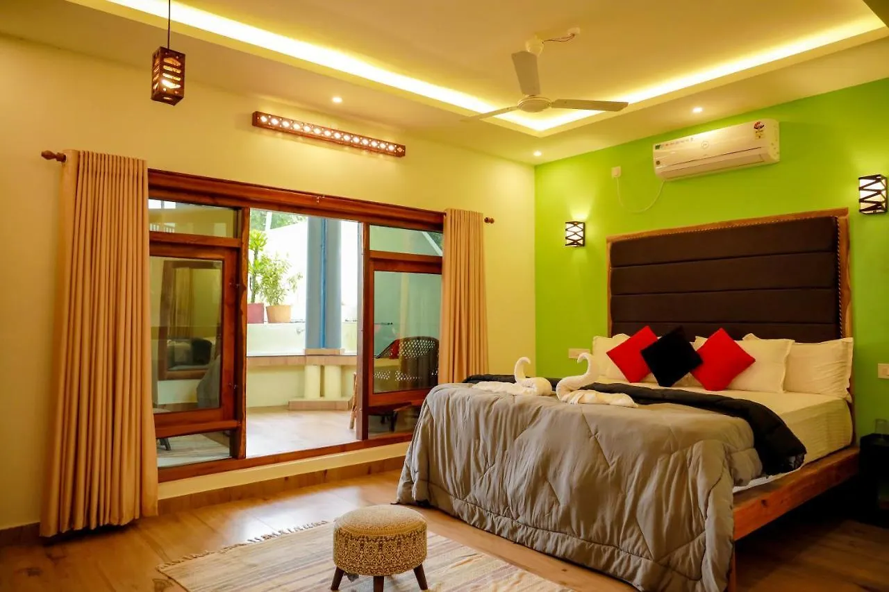 Figo Varkala 0*,